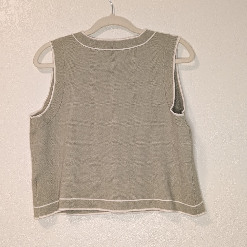 Emerson Lang Sleeveless Sweater Vest - Picture 2 of 5